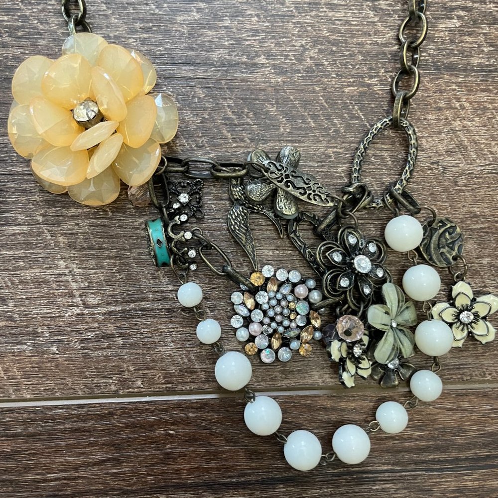 Vintage Inspired Statement Necklaces - Picture 3 of 5